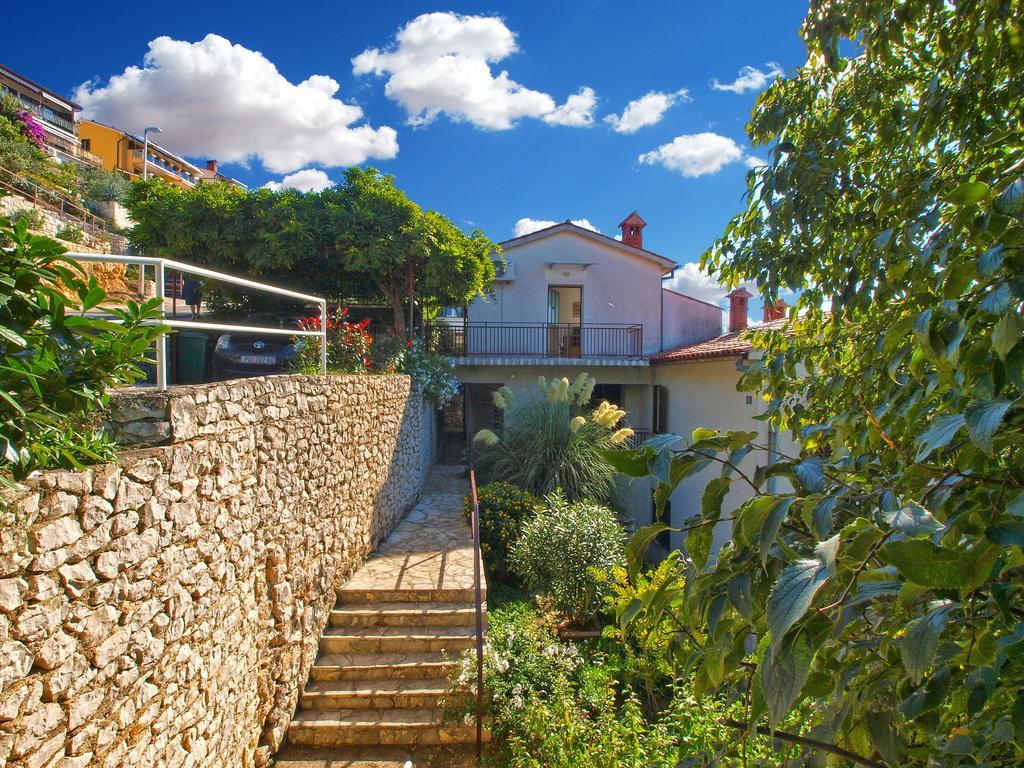 Apartments Rabac 981 Luaran gambar